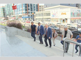 ZİYARET- MERSİN VALİSİ SAYIN; ÖZDEMİR ÇAKACAK’TAN BARO BAŞKANIMIZA VEDA ZİYARETİ.