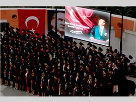 BARO BAŞKANIMIZ BİLGİN YEŞİLBOĞAZ, TIP ÖĞRENCİLERİNİN MEZUNİYET SEVİNCİNİ PAYLAŞTI (28.06.2018)