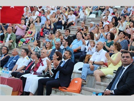 BARO BAŞKANIMIZ BİLGİN YEŞİLBOĞAZ, TIP ÖĞRENCİLERİNİN MEZUNİYET SEVİNCİNİ PAYLAŞTI (28.06.2018)
