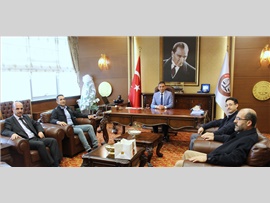 Mersin Eğitimciler Birliği Sendikası Başkanı ve Yönetim Kurulu, Başkanımızı makamında ziyaret ettiler.