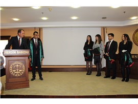 STAJYER AVUKATLAR CÜBBE GİYDİ