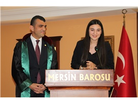 STAJYER AVUKATLAR CÜBBE GİYDİ