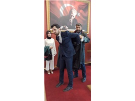 HUKUKUN ÜSTÜNLÜĞÜ İÇİN YEMİN ETTİLER