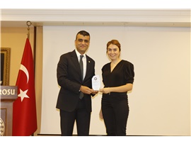 MERKEZ, KOMİSYON VE KULÜP BAŞKANLARIMIZA TEŞEKKÜR PLAKETİ TAKDİM EDİLDİ