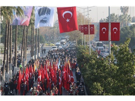 MERSİN’İMİZİN KURTULUŞ GÜNÜNÜ TÖRENLE KUTLADIK