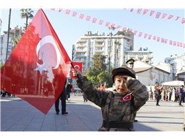 MERSİN'İMİZİN KURTULUŞUNU COŞKUYLA KUTLADIK