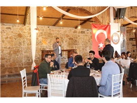 BAŞKANIMIZ VE YÖNETİM KURULUMUZ, STAJYER AVUKATLARIMIZLA BİR ARAYA GELDİ