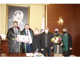 HAK VE HUKUK MÜCADELESİ İÇİN CÜBBE GİYDİLER