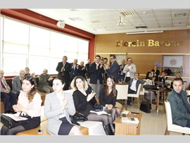 AVUKAT ŞİNASİ DEVELİ’YE MESLEKTE 71. YIL PLAKETİ VERİLDİ