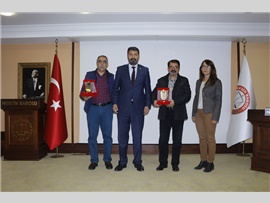 AVUKATLARA ‘TİCARİ UYUŞMAZLIKLARDA ARABULUCULUK’ SEMİNERİ DÜZENLENDİ