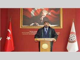 BARO BAŞKANIMIZ AV. BİLGİN YEŞİLBOĞAZ, İZMİR BARO BAŞKANI’NA YAPILAN SALDIRIYI KINADI