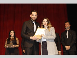 MERSİN BAROSU ÇOK SESLİ KOROSU SAHNE ALDI