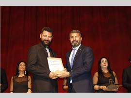 MERSİN BAROSU ÇOK SESLİ KOROSU SAHNE ALDI