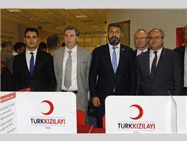 AVUKATLAR KAN BAĞIŞINDA BULUNDU