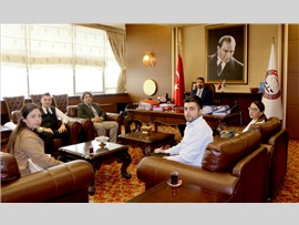 YEŞİLBOĞAZ: "“MÜLTECİLER TÜRKİYE’NİN SOSYAL,  EKONOMİK VE HUKUKİ SORUNUDUR”