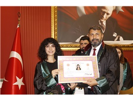 SAVUNMA MESLEĞİNİN YENİ NEFERLERİ RUHSAT ALDI