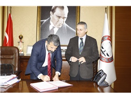 MERSİN BAROSU İLE TOROS ÜNİVERSİTESİ EĞİTİMDE İŞBİRLİĞİ PROTOKOLÜ İMZALADI