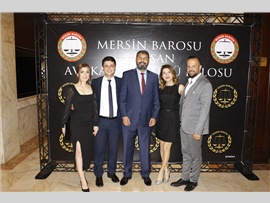 MERSİN BAROSU AVUKATLARI BALODA BULUŞTU