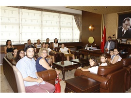 ÇOCUKLAR KADINA ŞİDDETİN ÖNLENMESİ VE HUKUKA GÜVENİN SAĞLANMASI ÇAĞRISI YAPTI