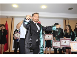 CÜBBE GİYİP AVUKAT OLDULAR