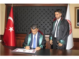 CÜBBE GİYİP AVUKAT OLDULAR