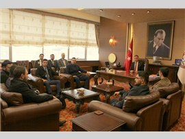 ZİYARET- GENÇ AVUKATLARIMIZ İLE STAJYER AVUKATLARIMIZ BAŞKANIMIZI ZİYARET ETTİLER.
