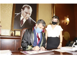 HUKUK VE ADALET İÇİN CÜBBE GİYDİLER