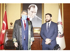 HUKUK VE ADALET İÇİN CÜBBE GİYDİLER