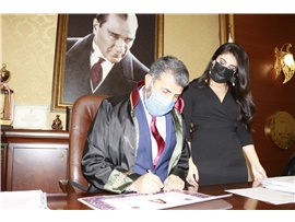 HUKUK VE ADALET İÇİN CÜBBE GİYDİLER