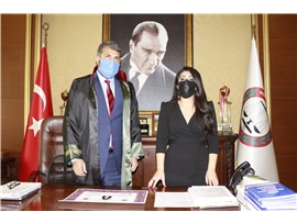 HUKUK VE ADALET İÇİN CÜBBE GİYDİLER