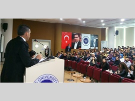 BAŞKANIMIZ ÇAĞ ÜNİVERSİTESİNİN DÜZENLEMİŞ OLDUĞU KONFERANSA KATILDI.