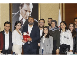 BAŞKANIMIZ AV. BİLGİN YEŞİLBOĞAZ VE GELECEĞİN HUKUKÇULARI ‘HUKUK SİSTEMİNİ’ TARTIŞTI