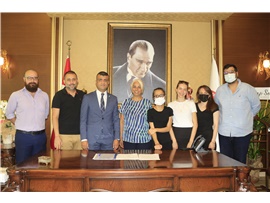 MERSİN BAROSU’NDAN “SÜRDÜRÜLEBİLİR DİYALOG İLE KÖPRÜLER KURALIM” PROJESİNE DESTEK
