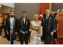 SAĞKAN VE ÖZDEMİR’DEN DUAYEN AVUKATLARA ONUR PLAKETİ