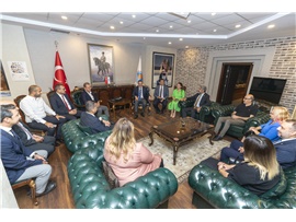 TBB YÖNETİMİ VE BAROMUZDAN, MERSİN BÜYÜKŞEHİR BELEDİYE BAŞKANI  SAYIN VAHAP SEÇER’E ZİYARET