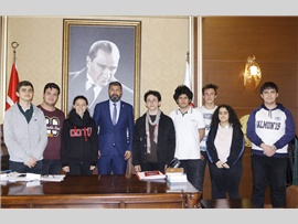 İÇEL ANADOLU LİSESİ ÖĞRENCİLERİNDEN BARO BAŞKANIMIZA ZİYARET