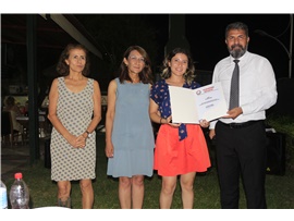 KADIN HAKLARI MÜCADELESİNİN YILMAZ SAVUNUCULARINA TEŞEKKÜR PLAKETİ VERİLDİ