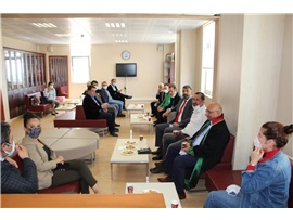 SİLİFKE’DE AVUKATLARIMIZA MESLEKTE 25, 30 VE 40. YIL PLAKETİ VERİLDİ