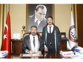 5 STAJYER AVUKATIMIZ DAHA MESLEK HAYATINA RESMİ ADIM ATTI