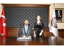 YEŞİLBOĞAZ: “HUKUKÇULAR, HUKUK DEVLETİ MÜCADELESİNDE İYİ SINAV VERMELİ”