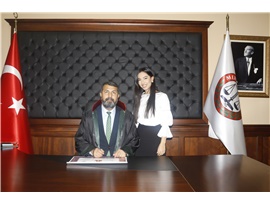 YEŞİLBOĞAZ: “HUKUKÇULAR, HUKUK DEVLETİ MÜCADELESİNDE İYİ SINAV VERMELİ”
