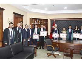 11 STAJYER AVUKATIMIZ CÜBBE GİYDİ