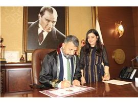 “HUKUKÇULAR HUKUKSUZLUK İKLİMİNDE CESARETLİ VE MÜCADELECİ OLMALIDIR”