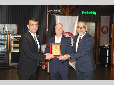 ERDEMLİ’DE AVUKATLARIMIZA MESLEKTE ONUR PLAKETİ TAKDİM EDİLDİ