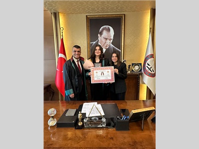 3 STAJYER AVUKATIMIZ CÜBBE GİYDİ
