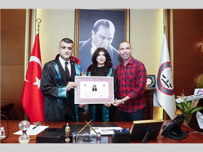 3 STAJYER AVUKATIMIZ CÜBBE GİYDİ