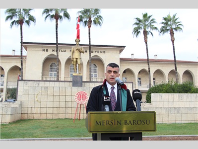 MERSİN BAROSU, KURUŞUNUN 101. YIL DÖNÜMÜ NEDENİYLE TÖREN DÜZENLENDİ