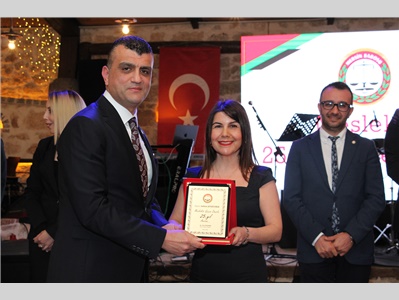 MESLEKTE 25. YILINI DOLDURAN AVUKATLARIMIZA PLAKET TAKDİM EDİLDİ