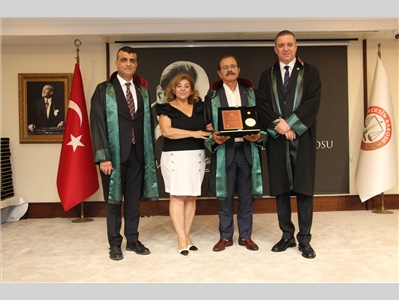 MESLEKTE 40, 50 VE 60 YILINI DOLDURAN DUAYEN AVUKATLARIMIZA, TBB ONUR PLAKETLERİ TAKDİM EDİLDİ