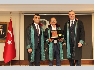 MESLEKTE 40, 50 VE 60 YILINI DOLDURAN DUAYEN AVUKATLARIMIZA, TBB ONUR PLAKETLERİ TAKDİM EDİLDİ